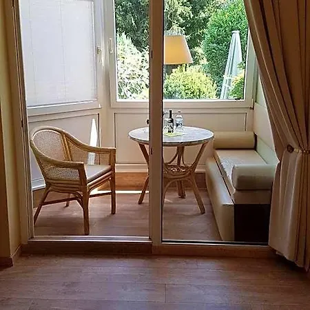 Hotel Villa Verde فندق دوسلدورف
